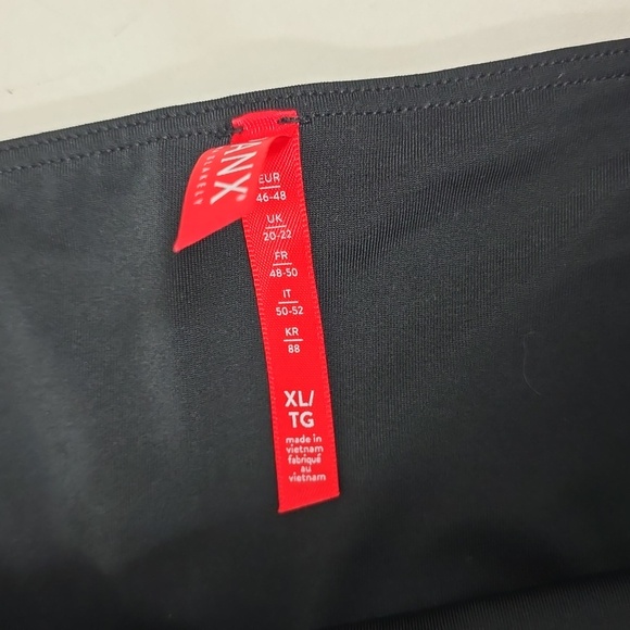 SPANX Faux Leather Leggings Black Size XL - Picture 6 of 10